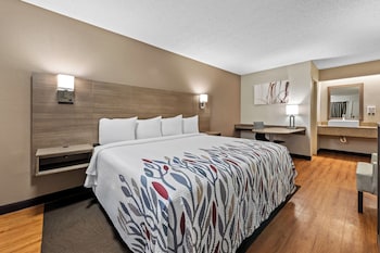 Superior Room, 1 King Bed (Smoke Free)