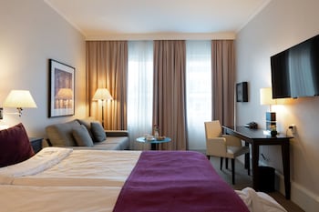 Classic Room (Large)