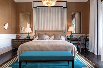 Suite, Sea View