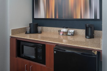 Suite, 1 Bedroom, Balcony