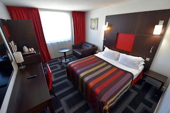 Standard Room, 1 Double Bed, City View