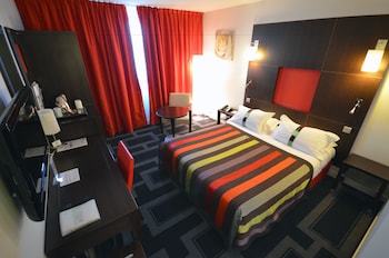Standard Room, 1 Double Bed, City View