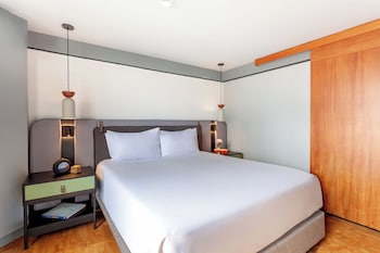 Junior Suite (New Style Extra Bed 3 Adults)