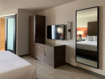 Luxe Room