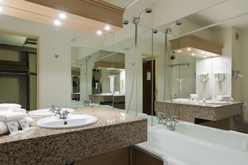 Superior Room, 2 Twin Beds, Non Smoking