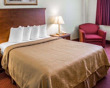 Standard Room, 1 Queen Bed, Non Smoking