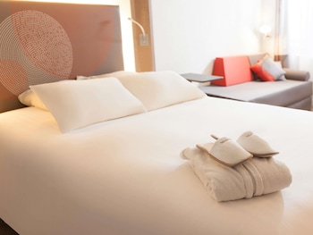 Executive Room, 1 Double Bed with Sofa bed