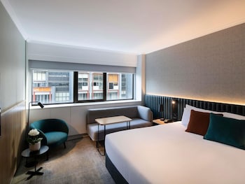 Superior Room, 1 King Bed