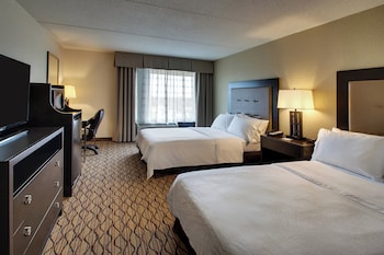 Room, 2 Double Beds, Roll-in Shower, Non Smoking (Communications Accessible)