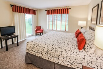 Room (2 Bedroom 2 Bath)