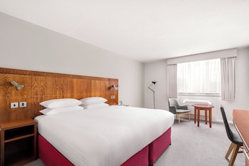 Standard Room, 1 Queen Bed