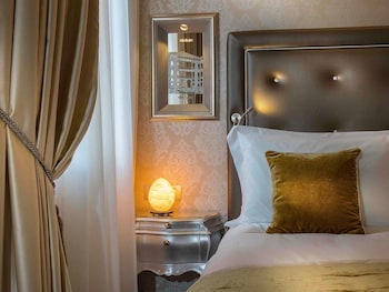 Superior Double or Twin Room, City View