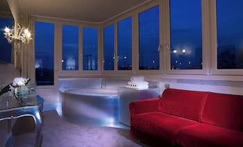 Executive Suite, Terrace, City View