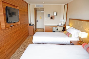 Family Suite, 2 Twin Beds, City View