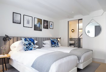 Room (Little House)