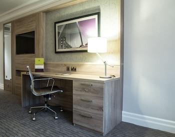 Deluxe Room, 1 King Bed