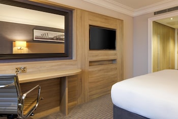 Executive Room, 1 King Bed (Lounge Access)