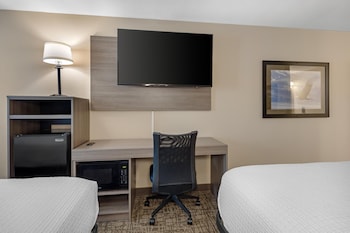 Standard Room, Multiple Beds, Non Smoking, Refrigerator & Microwave