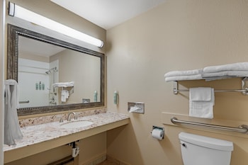 Standard Room, 2 Queen Beds, Accessible, Non Smoking