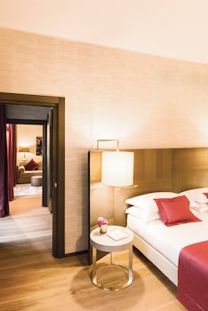 Rosa Grand Suite