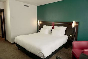 Classic Room, 1 King Bed (King)
