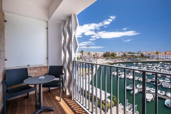 Double or Twin Room, Marina View (1 adult)