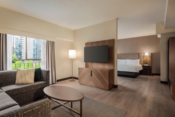 Suite, 1 King Bed