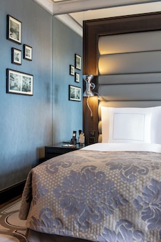 Executive Room (Savoy)