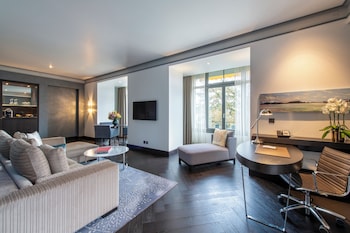 Suite (Savoy, Terrace or Balcony)