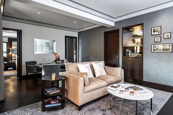 Suite, Lake View (Savoy)