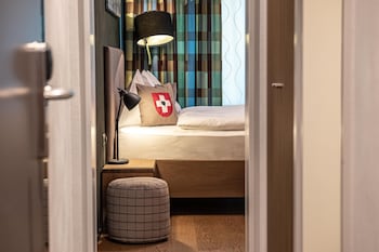 Classic Single Room, 1 Large Twin Bed, Non Smoking