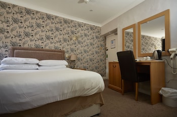 Superior Room, 1 King Bed, Non Smoking (Walk-in Shower)