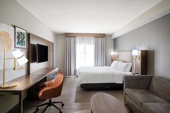 Suite, 1 King Bed (Additional Living Area)