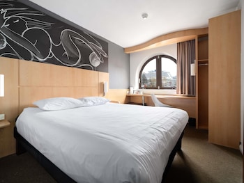 Standard Room with 1 Double Bed - Harbour view