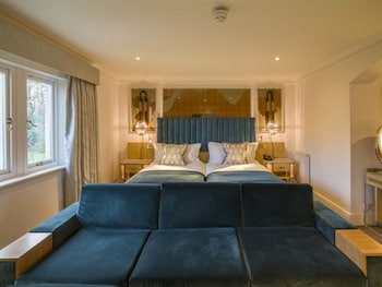 Marvellous Room