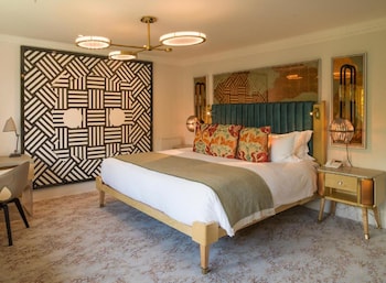 Marvellous Room