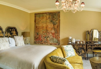 Elegant Room