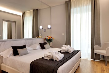 Suite, 1 King Bed, Non Smoking (Living Room;with Sofabed)
