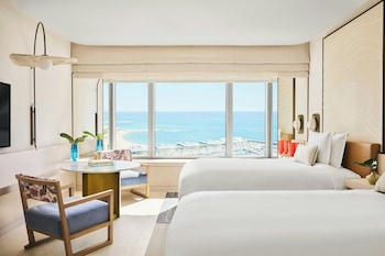Room, 2 Double Beds, Sea View (Panorama Lateral Sea View)