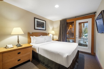 Premier Loft (2 Bedroom Condo - with Game room)