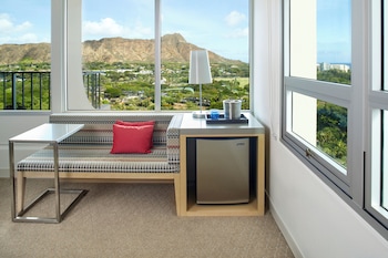 Premier Room, 1 King Bed, Balcony, Ocean View (ADA)