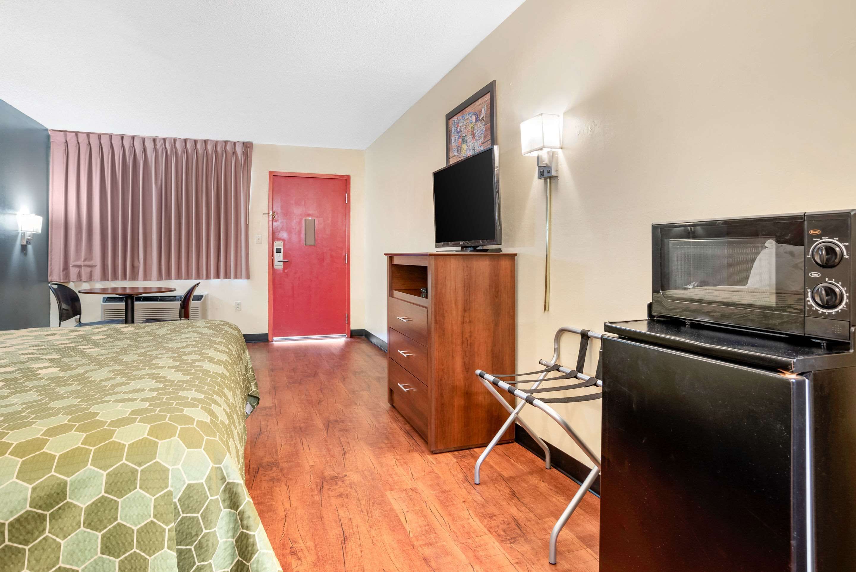 Standard Room, 1 King Bed, Non Smoking