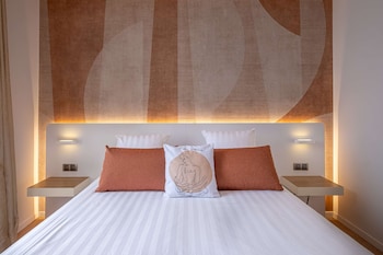 Superior Room, 1 Queen Bed, Balcony, Sea View (Twin bed on request)