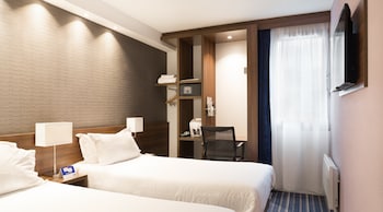 Standard Room, 2 Twin Beds (Free Breakfast)