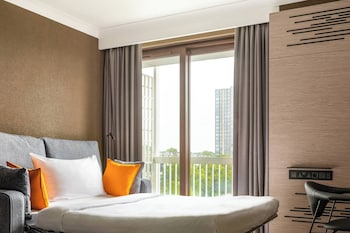 Superior Room, 1 King Bed with Sofa bed, Balcony