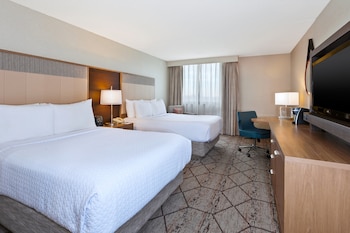 Standard Room, 2 Double Beds, Accessible (Communications)