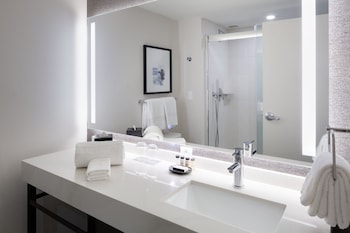Room, 2 Double Beds, Club Lounge Access