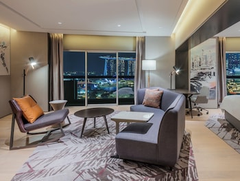 Suite, Club Lounge Access, Bay View