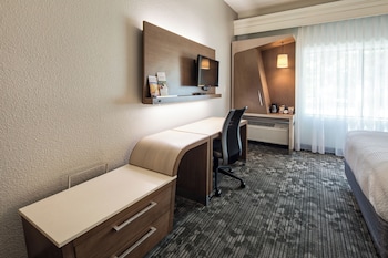 Room, 2 Queen Beds (Hearing Accessible)