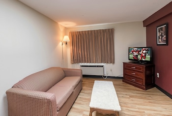 Suite, 1 King Bed, Non Smoking